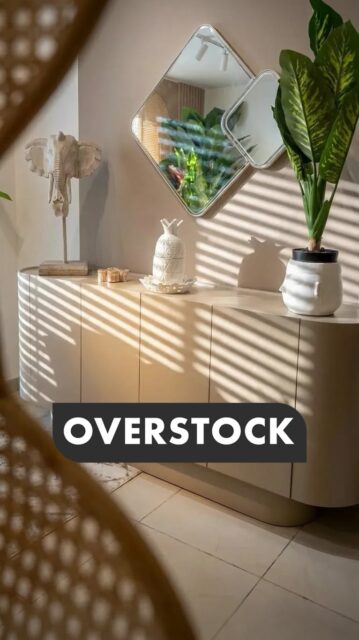 ❤️ Ayer hicimos el unboxing del contenedor de Abril 🤩💃💃 y está demasiado top 😱. Alta gama en muebles con diseños que no vas a ver encontrar en ningún otro lugar 🥰❤️

Tu décimo esté año te puede regalar la casa de tus sueños 🥰🥰 confía en tus instintos y ven a la mansión Dejavu 🤩

Visítanos en:📍entre la Av. Federico Boyd y Calle 50, Diagonal al Scotiabank, frente a la Fundación Gabriel Lewis Galindo.

Y CONTÁCTANOS a los 📞

Christopher 📲 +507 6948-4846
Edgardo 📲 +507 6944-6091
Anabel 📲 +507 6553-7970
Héctor 📲 +507 6833-1738

#muebles #mueblesconhistoria #panama #decoracion casas furniture decoration pty muebleriapanama mueblespanama